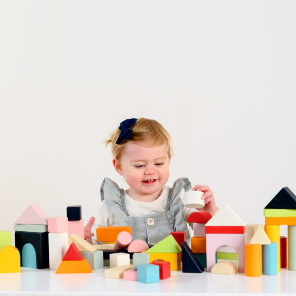 PL135-Building-Blocks-Cotton-Bag-Girl-Stacking-Blocks Le Toy Van drvene kocke za gradnju – 60 komada - Image 2