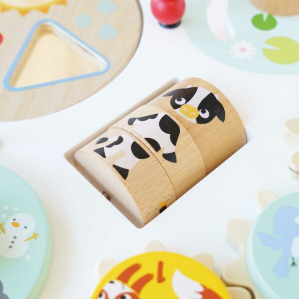 Le Toy Van Montessori aktivnosni stolić - Image 11