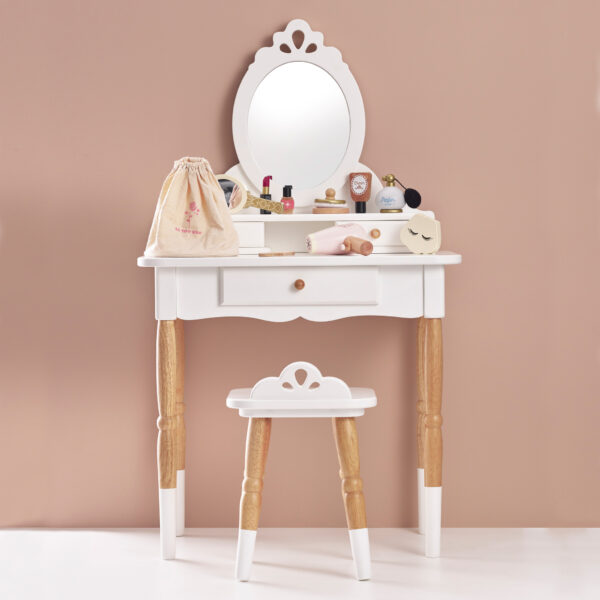 TV607-vanity-table-star-beauty-bag-collaboration Le Toy Van Vintage stolić za uređivanje - Vanity - Image 4