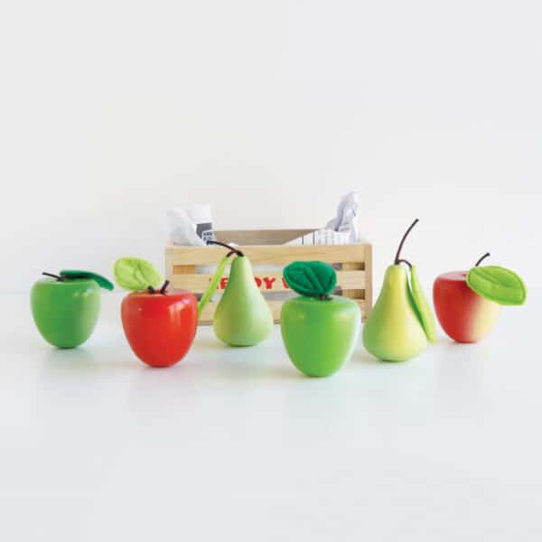TV191-Apple-&-Pears-Red-Green-Harvest-Crate Le Toy Van Gajba jabuke i kruške - Image 2