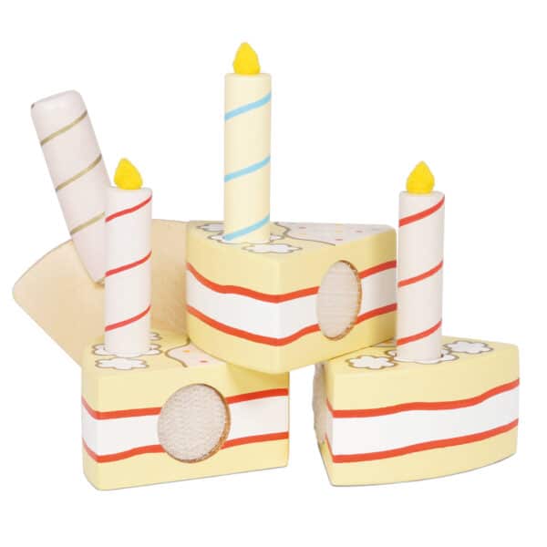 TV273-vanilla-birthday-cake-sustainable-wooden-roleplay-accessory Le Toy Van Drvena rođendanska torta - vanilija - Image 2