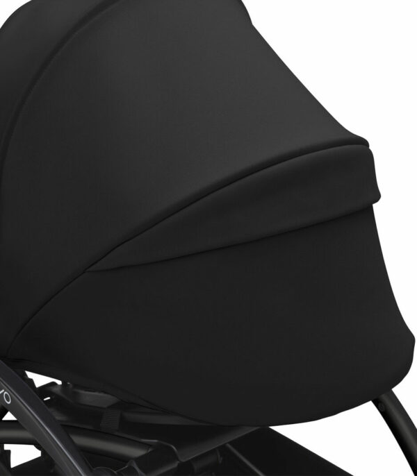 YOYO3_0PLUS_Black_BlackFrame_Canopy vent closed_Close-up_A5 Stokke YOYO 0+ Sklopiva košara - Black - Image 5
