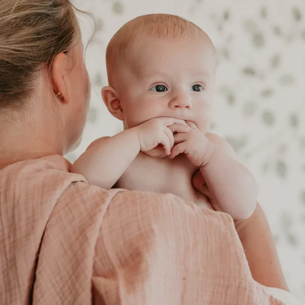 BIBS-Muslin-Swaddle-Cloth-Blush_1728x BIBS Cuddle Muslin 70x70 (2 kom) - Blush - Image 2