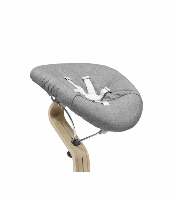 Nomi_Natural-Grey_Newborn-Grey_CLOSE_5426_eCom Stokke Nomi Baby baza za stolicu - Newborn Set White / Grey Blue - Image 2
