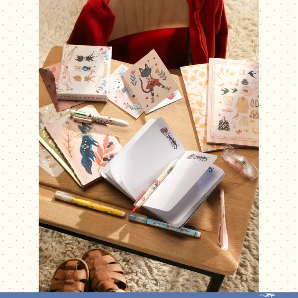 Djeco magična olovka sa nevidljivom tintom i svjetlom Lucille - Image 4