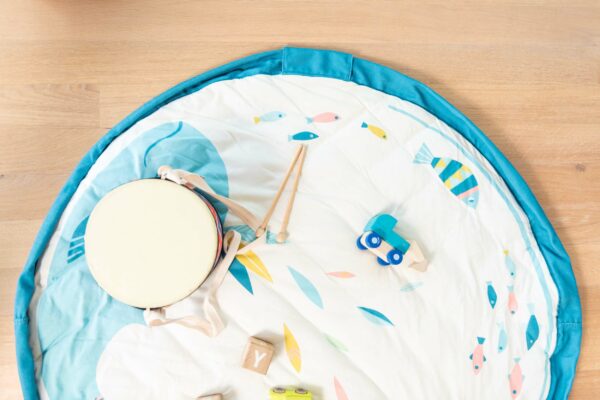 Moulin Roty18 Play&Go 3u1 Soft Designers - podloga za igru, torba i vreća za igračke Moulin Roty Olga - Image 13