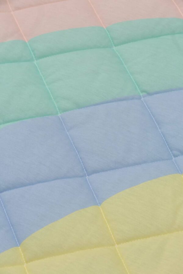 PlayandGo_detail_rainbow Play&Go 3u1 Soft Designers - podloga za igru, torba i vreća za igračke Meri Meri - Image 6