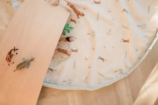 PlayandGo_toystorage_bag_jungle_wooden_brigde_jungle_animals Play&Go 2u1 Podloga za igru i vreća za igračke - Džungla - Image 2