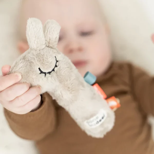 Squeaker-rattle-Lalee-Sand-3-LS_700x Done by Deer Zvečka - Lalee Sand - Image 2