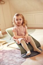 BabyBjörn Ležaljka za bebe Bliss - Classic quilt, Dark Green, Woven - Image 7