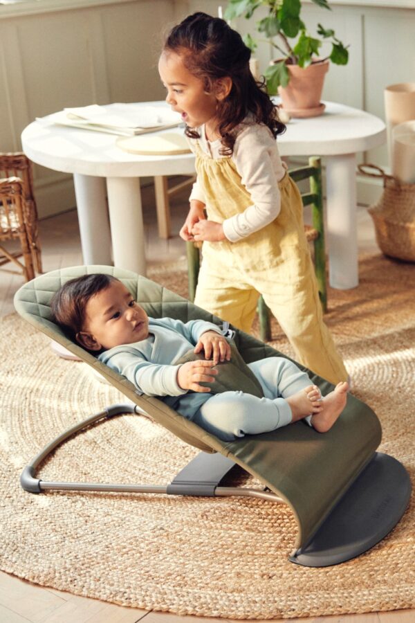006046-babybjorn-ready-set-grow-bouncer-bliss-classic-quilt-pp-8 BabyBjörn Ležaljka za bebe Bliss - Classic quilt, Dark Green, Woven - Image 2