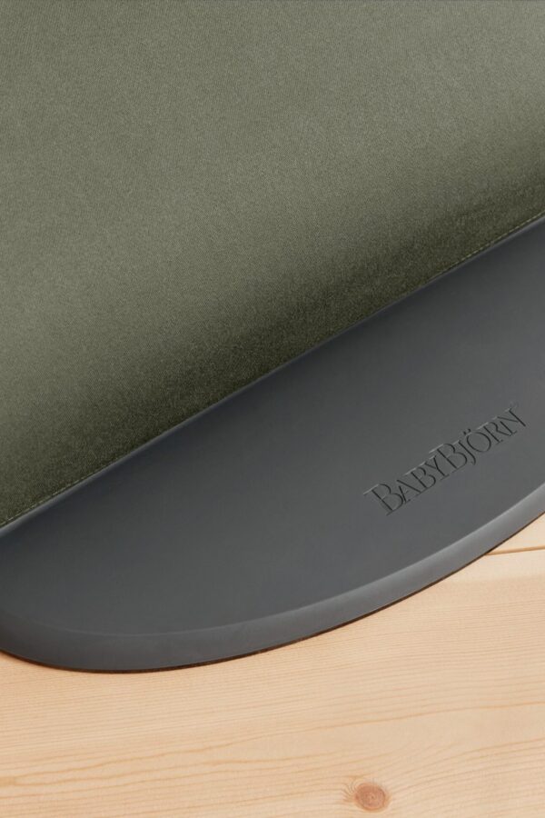 BabyBjörn Ležaljka za bebe Bliss - Petal quilt, Dark Green, Woven - Image 8