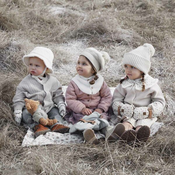 AW22-Winter-on-the-Prairie-3-LP Elodie Plišana igračka - Billy the Bear - Image 3
