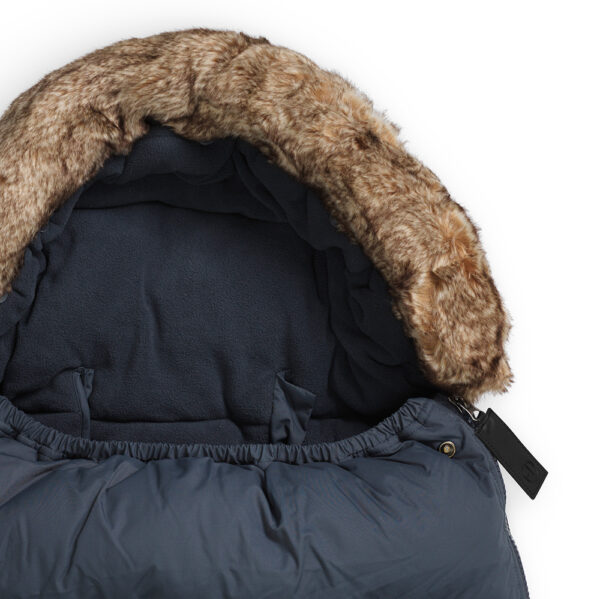 juniper-blue-footmuff-elodie-details_50500122192NA_3_1000px (1) Elodie Zimska vreća za kolica - Juniper Blue - Image 5