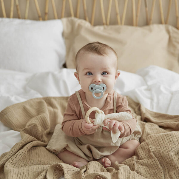 Elodie Tanka pletena dekica – Pure Khaki - Image 2