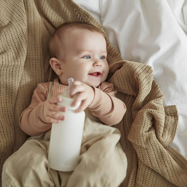 Elodie Tanka pletena dekica – Pure Khaki - Image 4