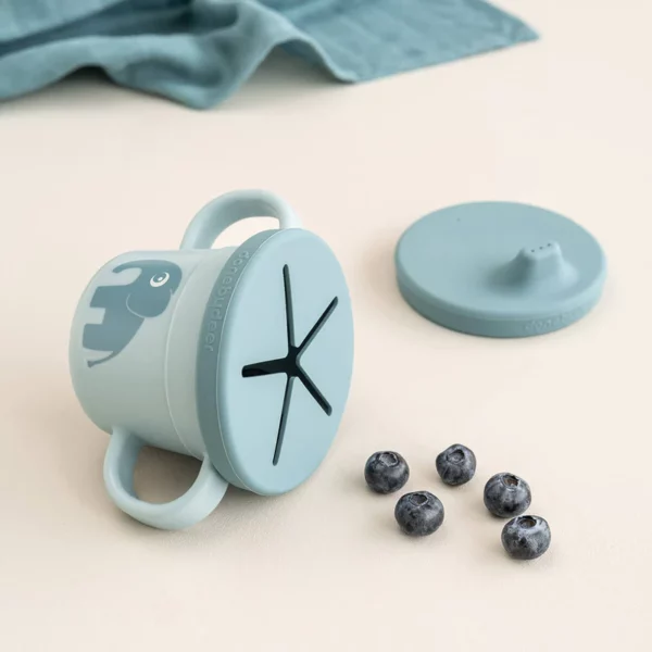Foodie-spout-and-snack-cup-Elphee-Blue-5-LS_800x Done by Deer Foodie 3u1 kljunašica, čaša i posuda za grickalice – Elphee Blue - Image 2