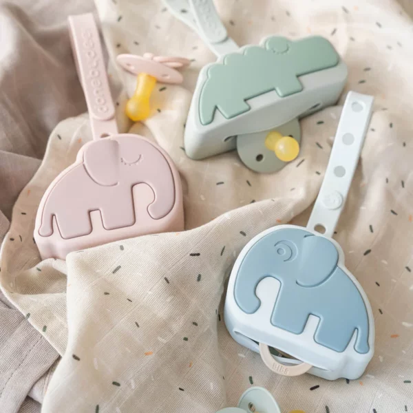 Silicone-pacifier-pouch-Croco-Green-5-LS_800x Done by Deer silikonska kutijica za cucle - Croco Green - Image 5