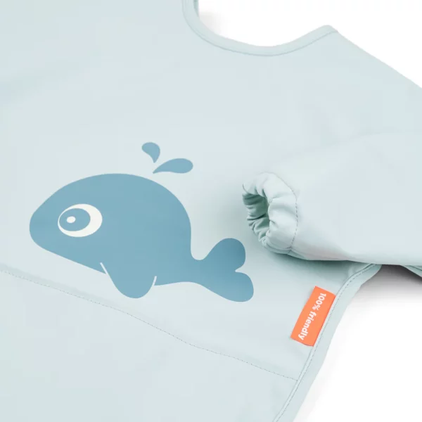 Sleeved-pocket-bib-Wally-Blue-Detail-2-PS_800x Done by Deer Siperak sa rukavima i džepom – Wally Blue - Image 3