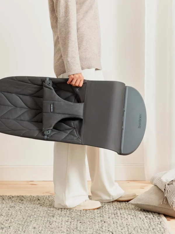 BJ00622608 BabyBjörn Ležaljka za bebe Bliss - Petal quilt, Anthracite, Woven - Image 8