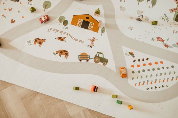 PlanandGo_EEVAA_farm_puzzlemat_wooden_toys Play&Go 3u1 EEVAA dvostrana podloga za igru – Farma (120x180cm) - Image 8