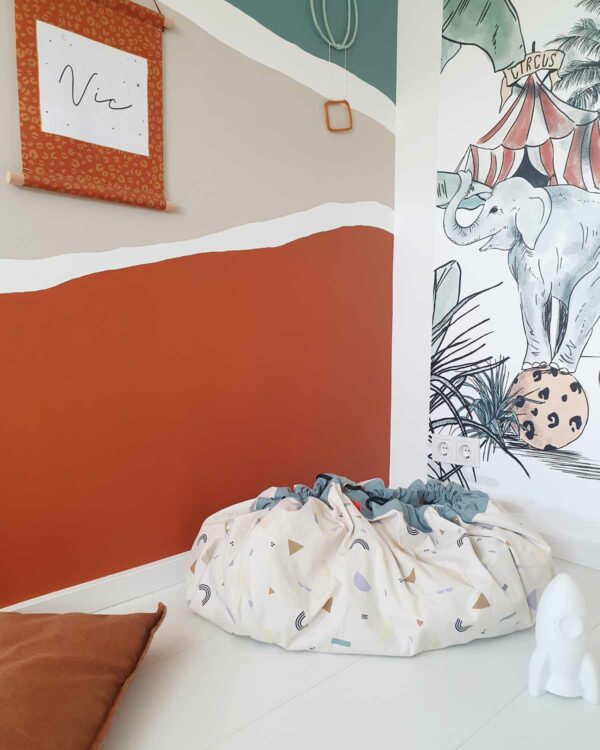 Playandgo_toys_storage_bag_animal_alphabet_elephant_rocket_closed Play&Go 2u1 Podloga za igru i vreća za igračke – Animal Alphabet - Image 21