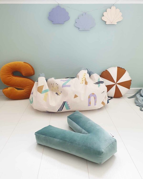 Playandgo_toys_storage_bag_animal_alphabet_shells_closed Play&Go 2u1 Podloga za igru i vreća za igračke – Animal Alphabet - Image 28