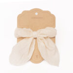 Mrs Ertha Scrunchies ukrasna gumica sa mašnom - Vanilla