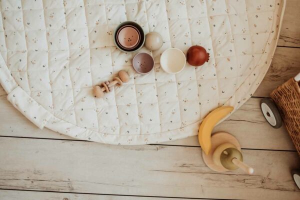 playandgo_organic_soft_babymat_moon_open_with_toys Play&Go 3u1 Soft Organic - Moon - podloga za igru - Image 5