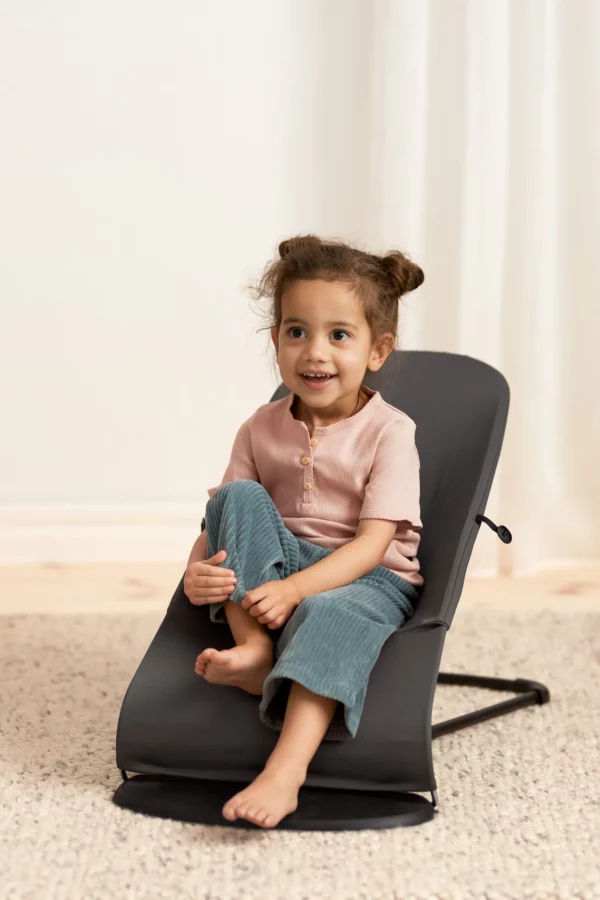 download (4) BabyBjörn Ležaljka za bebe Soft - Woven/Jersey, Dark Gray - Image 5