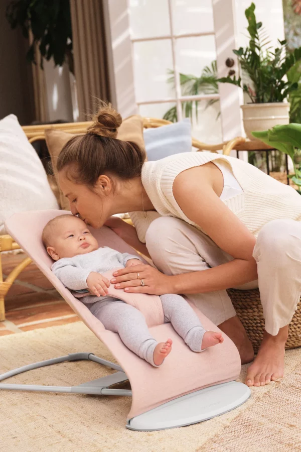 BabyBjörn Ležaljka za bebe Bliss - Mélange, Light Pink, Woven - Image 2