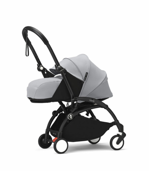 YOYO3_0Plus_Stone_BlackFrame_ext Canopy_3-4_0524 Stokke YOYO³ kolica i sklopiva košara – Black/Stone (Gratis Color pack) - Image 3