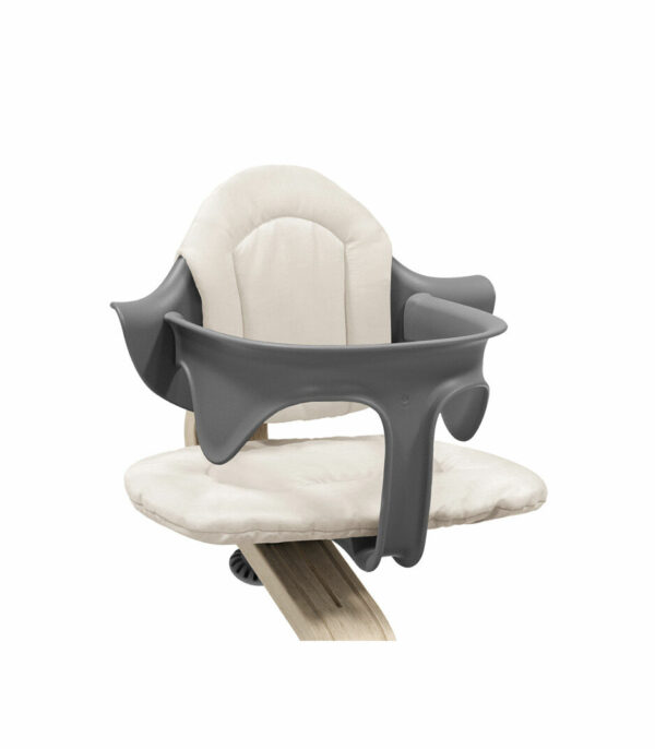 Nomi_Natural-Grey_BS_Cush-Sand23_CLOSE_5426_eCom Stokke Nomi jastuk za hranilicu – Grey Sand - Image 2