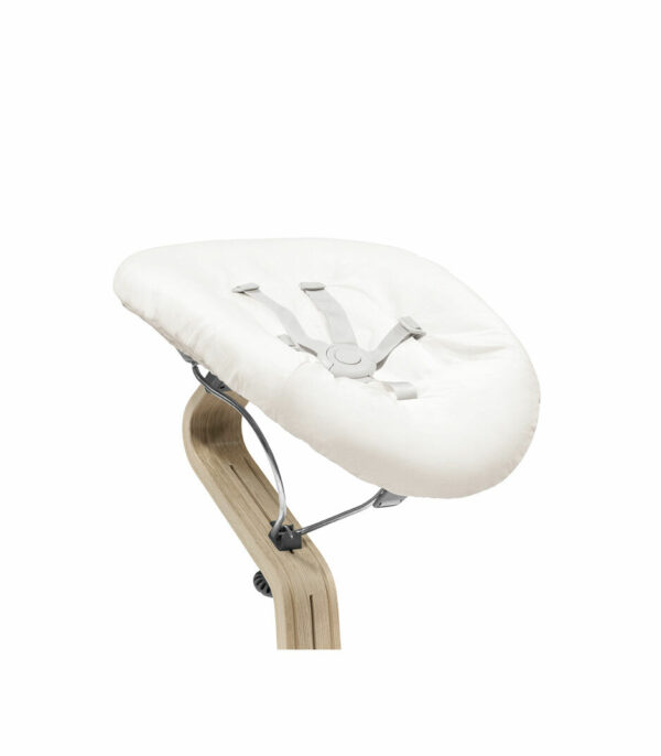 Nomi_Natural-Grey_Newborn-Sand_CLOSE_5426-V1_eCom Stokke Nomi Baby baza za stolicu - Newborn Set White / Grey - Image 1
