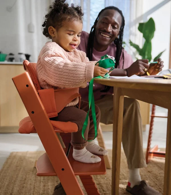TrippTrapp-BS-Cush_Terracotta_240131-4856_eCom Stokke Tripp Trapp Hranilica Stolica + Ogradica Baby Set - Terracotta/Terracotta - Image 3