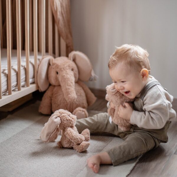 Label Label Plišana igračka – Rabbit Rosa S (15cm) - Nougat - Image 5