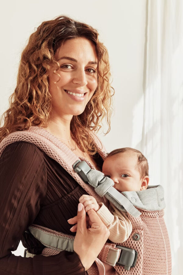 BJ08800305 BabyBjörn Nosiljka Harmony – Dusty pink, 3D Mesh - Image 5