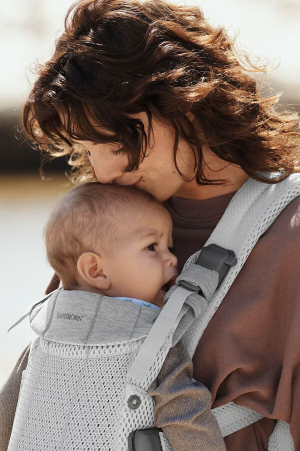 BabyBjörn Nosiljka Harmony – Silver, 3D Mesh - Image 8