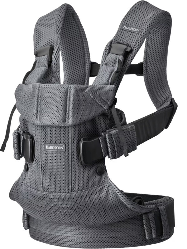 BJ09801301-1536x2048 BabyBjörn Nosiljka za bebe One Air – Anthracite, 3D Mesh - Image 1
