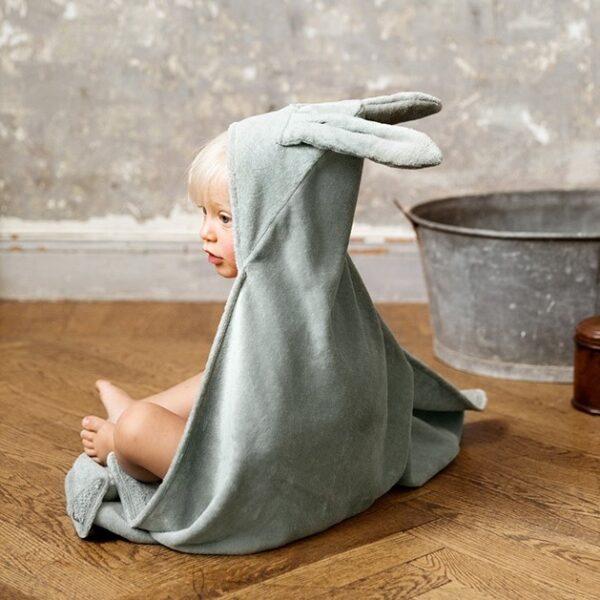 Elodie Peškir s kapuljačom - Mineral Green Bunny - Image 3