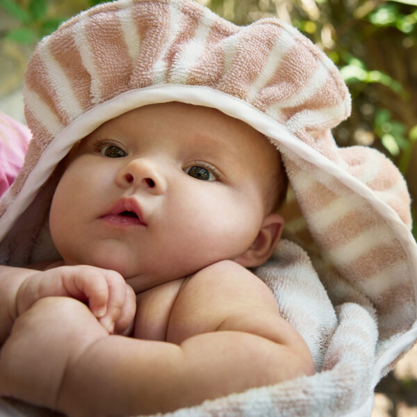 7333222023650-70660204424NA-Hooded-Towel-Candy-Stripes-LP (2) (1) Elodie Peškir s kapuljačom - Candy Stripes - Image 2