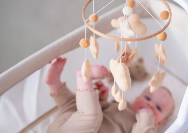 Neno Eli – Vrtuljak za krevetac s držačem - Image 6