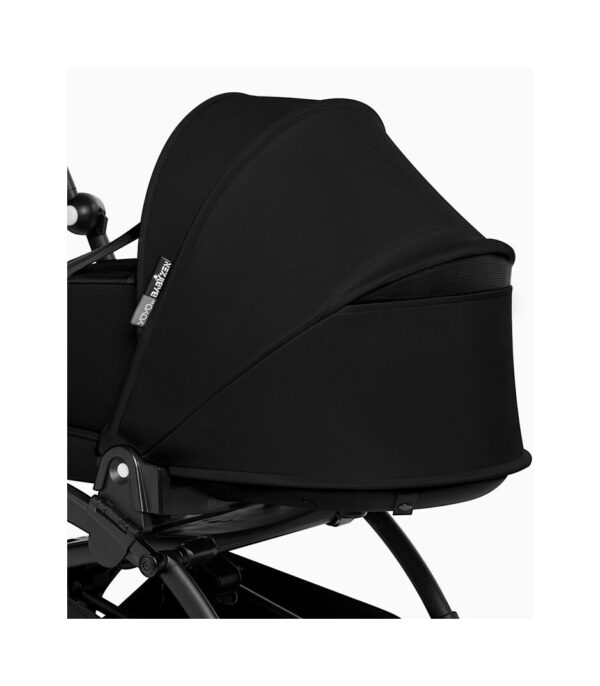 YOYO 2 - BASSINET - CLOSE UP - VENTILATED CANOPY OPEN - BLACK - WEB_eCom Stokke YOYO³ košara newborn shell – Black - Image 13