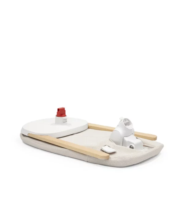 StokkeYoga_Bouncer_LightSand_Folded_240923-8429_eCom Stokke YOGA Ležaljka i Njihalica za Bebe - Light Sand - Image 15