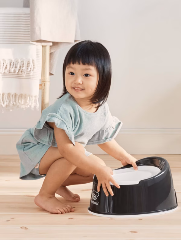 051256_03 BabyBjörn tuta Smart Potty, Black/White - Image 3