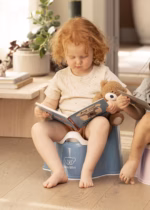 BabyBjörn tuta Potty Chair, DeepBlue/White - Image 2
