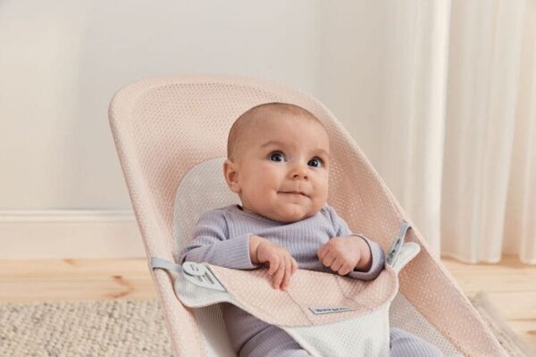 babybjörn ležaljka za bebe soft pearly pink/white, mash BabyBjörn Ležaljka za bebe Soft - Pearly Pink/White, Mash - Image 11