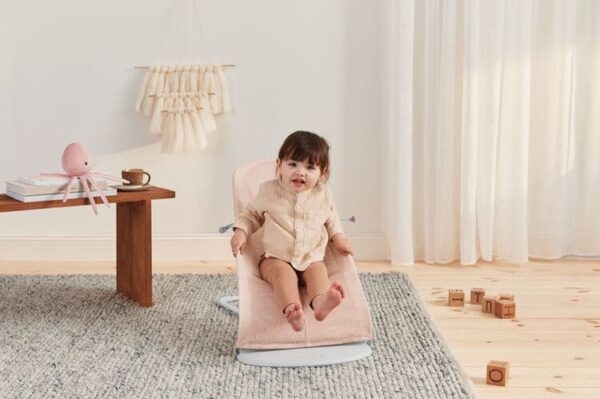 babybjörn ležaljka za bebe soft pearly pink/white, mash BabyBjörn Ležaljka za bebe Soft - Pearly Pink/White, Mash - Image 12