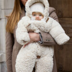 Elodie Plišana pletena kapa Furry Knit Beanie, Vanilla White - Image 4