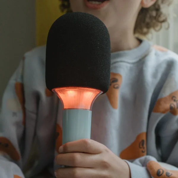 Kidywolf KIDYMIC Bežični karaoke mikrofon – Green - Image 6